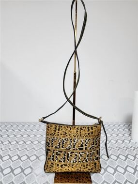 Fendi Leopard Print Crossbody Bag Beige/Black